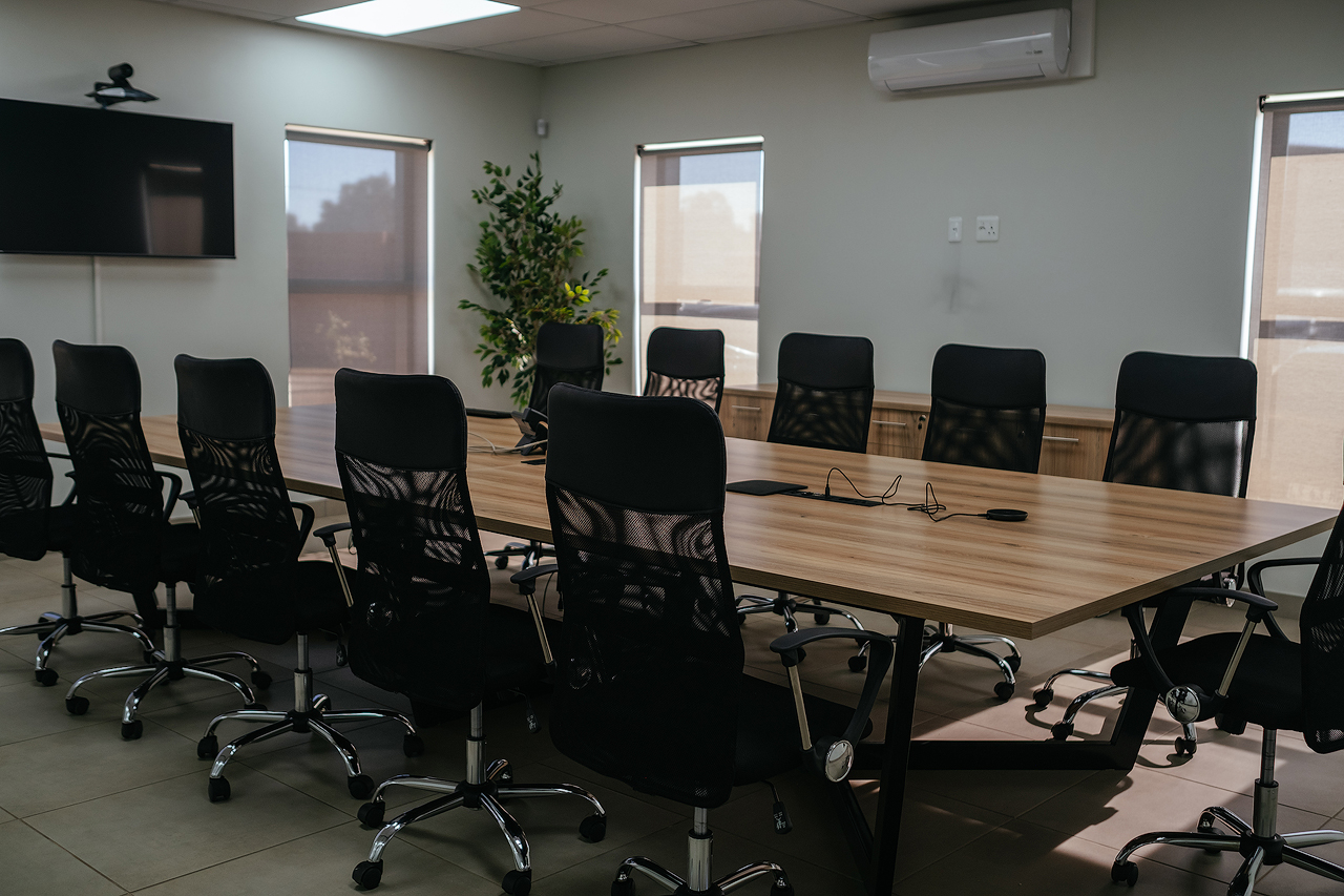 Gallery Image_Thai Mining & chemical_Office_Inside_2